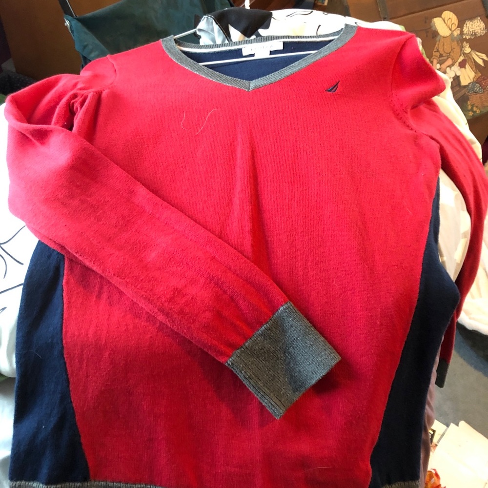 Small Nautica sweater